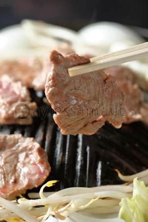 ジンギスカン 商用利用可能な写真素材 イラスト素材ならストックフォトの定額制ペイレスイメージズ