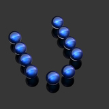 �ɥå����˹�����������ե��٥åȤ�U